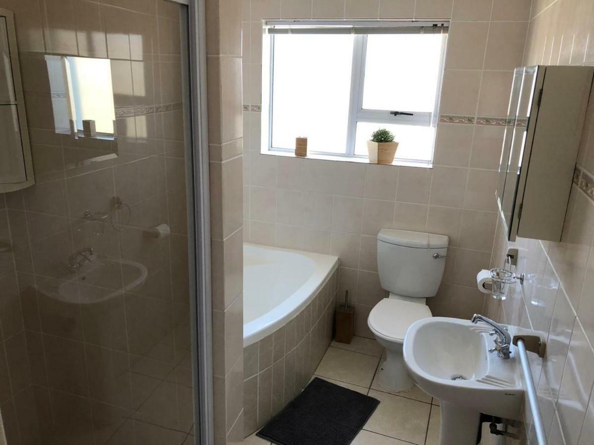 'On Point' Beach House - Jeffreys Bay Ngoại thất bức ảnh