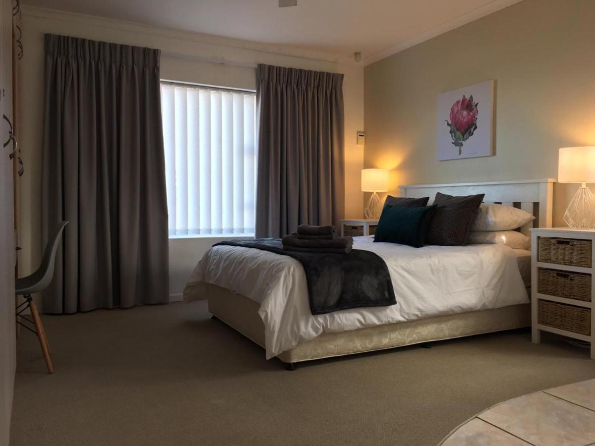 'On Point' Beach House - Jeffreys Bay Ngoại thất bức ảnh